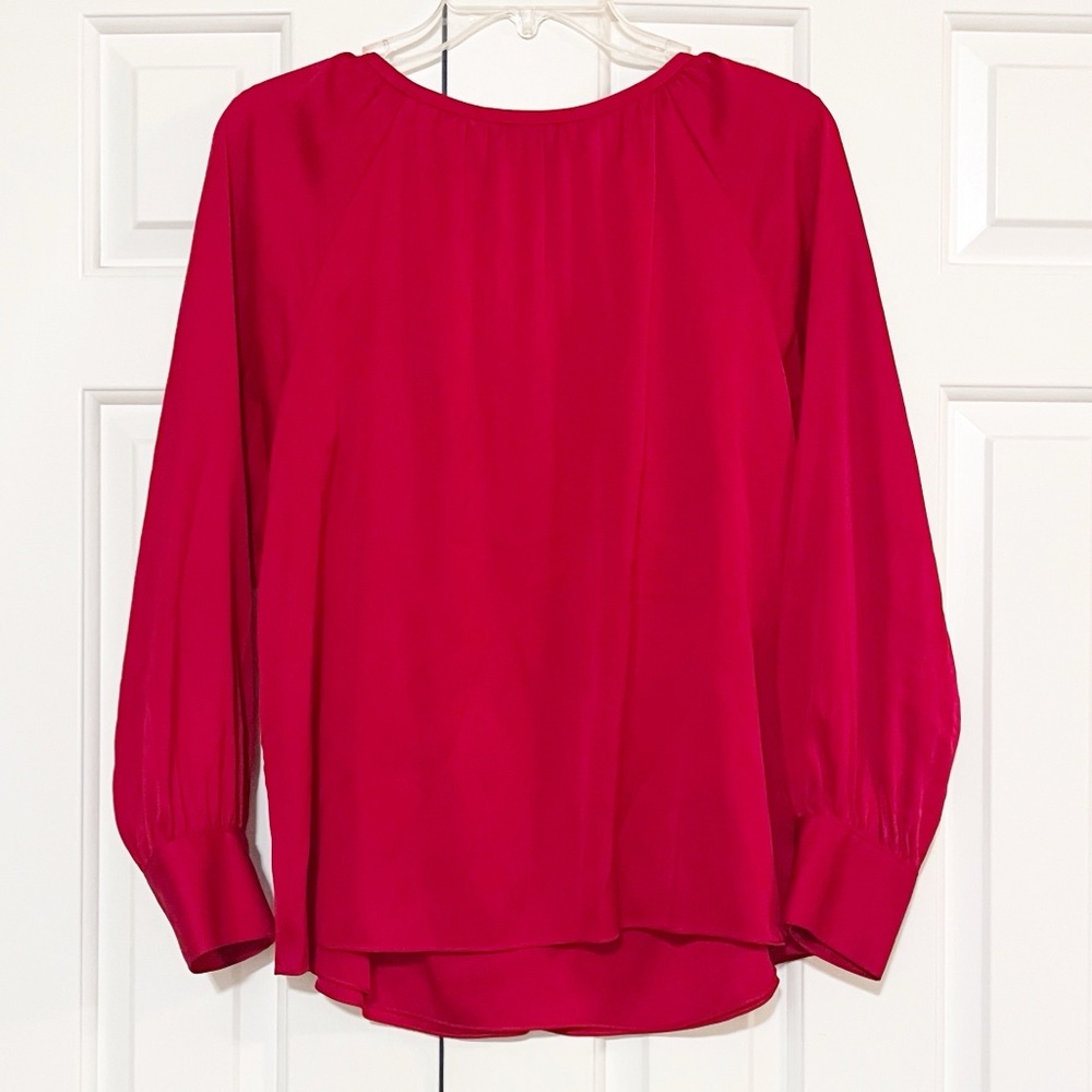Talbots 100% Silk Vibrant V-Neck Red Blouse with ruched collar long sleeves. 10 - Picture 9 of 14